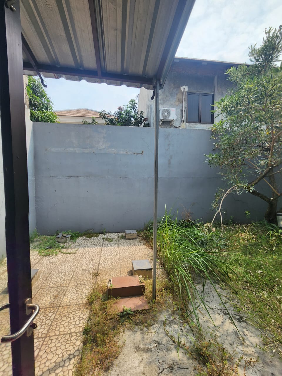 Rumah Dijual di Cluster Elysium Lippo Cikarang